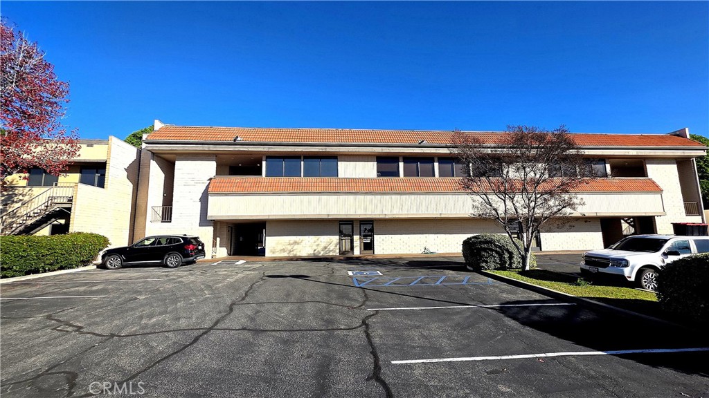 223 S Glendora Avenue 203