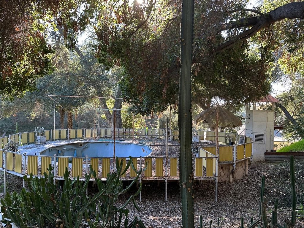 1295 Loma Vista
