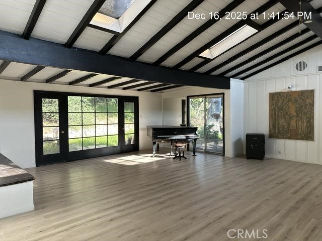 1295 Loma Vista