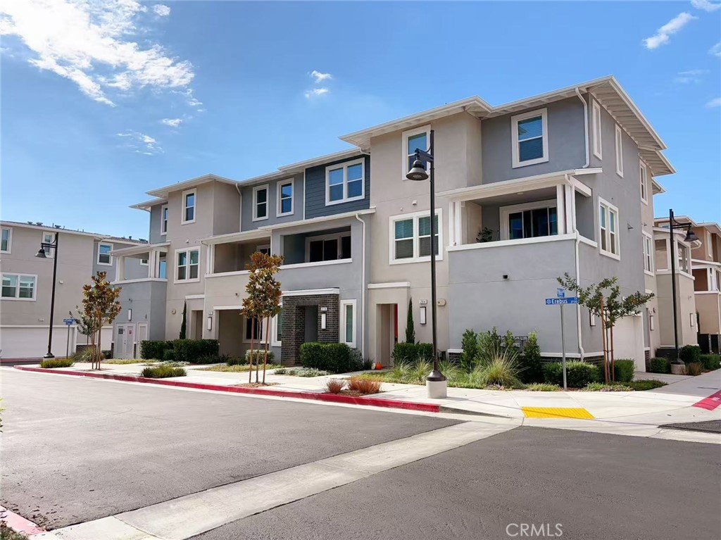 2717 Nash Court