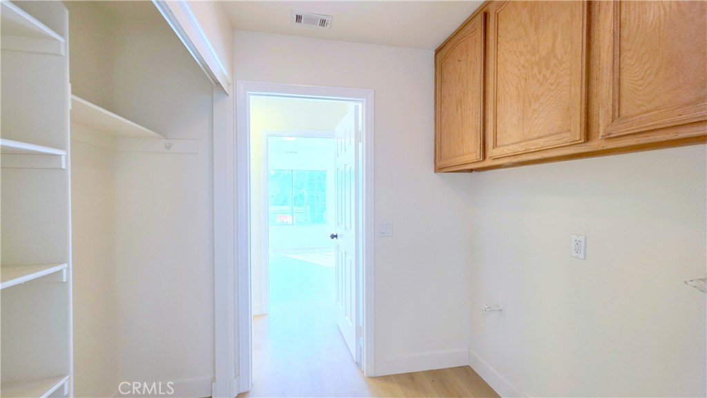 1100 Cloverdale Street