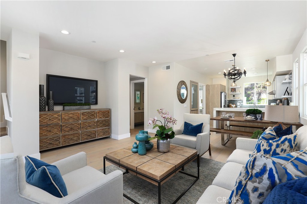 1 Spyglass Avenue