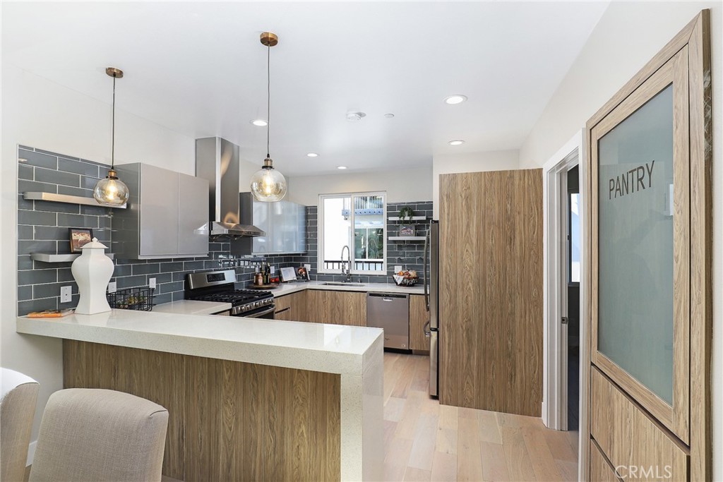 1 Spyglass Avenue