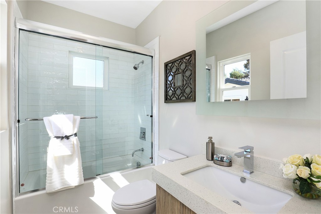 1 Spyglass Avenue