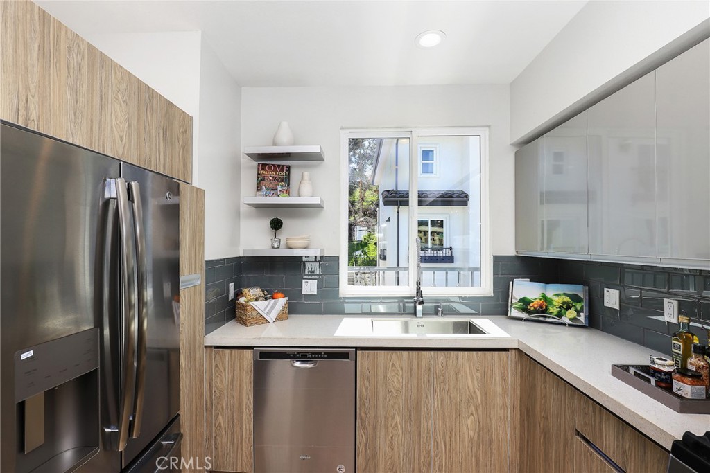 1 Spyglass Avenue