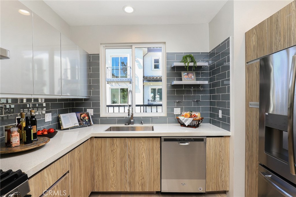 1 Spyglass Avenue