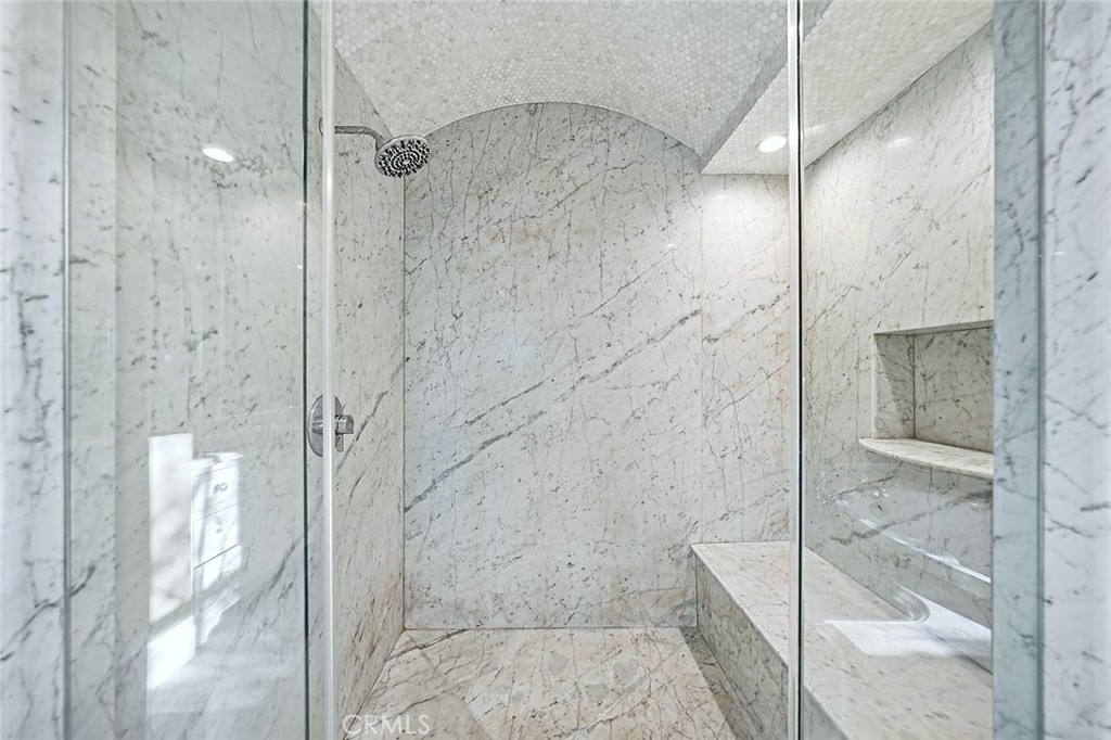 4430 Rosebank