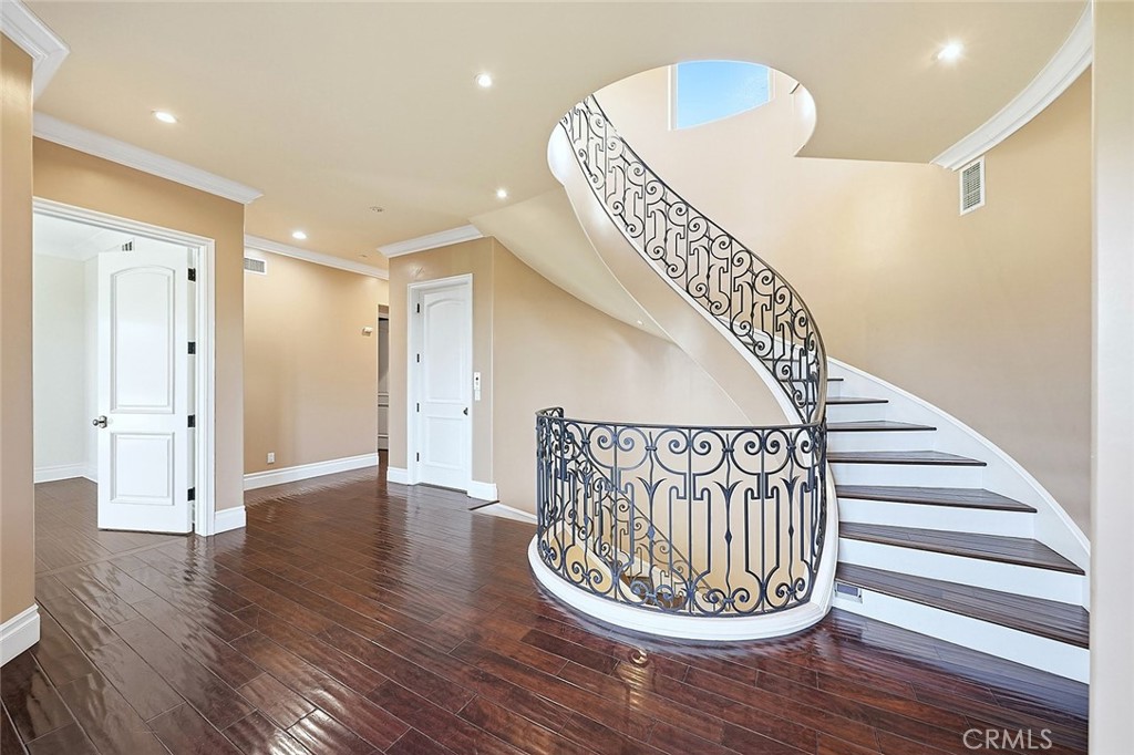 4430 Rosebank