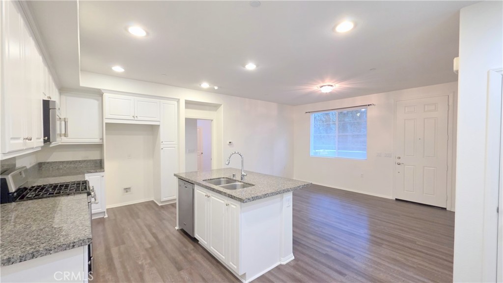 120 Olive Ave