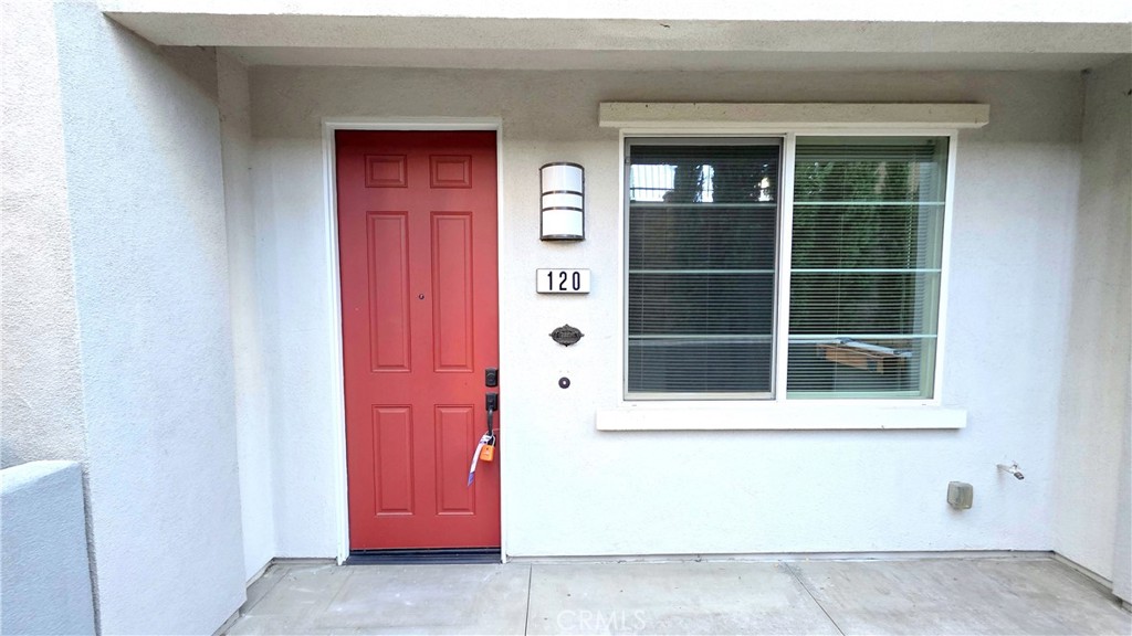 120 Olive Ave