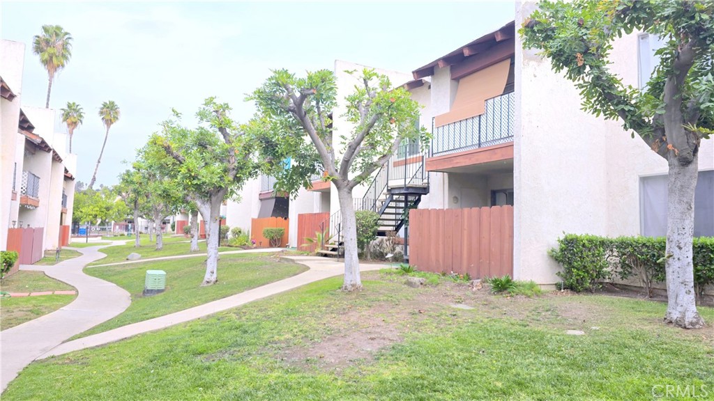 23617 Golden Springs K8