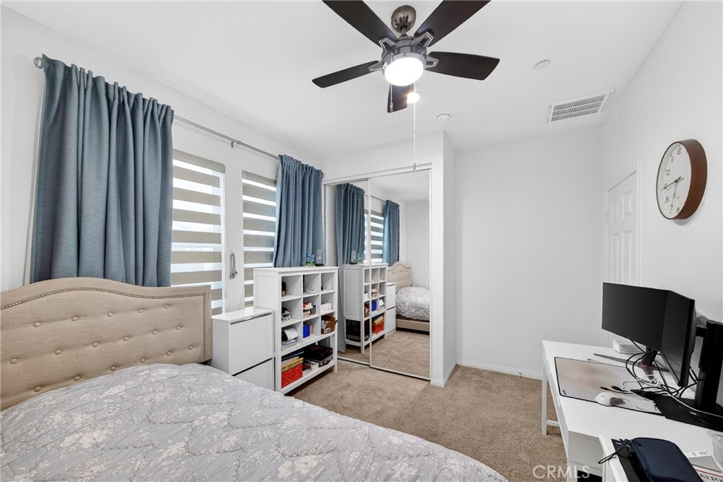 3322 S Primerose Drive