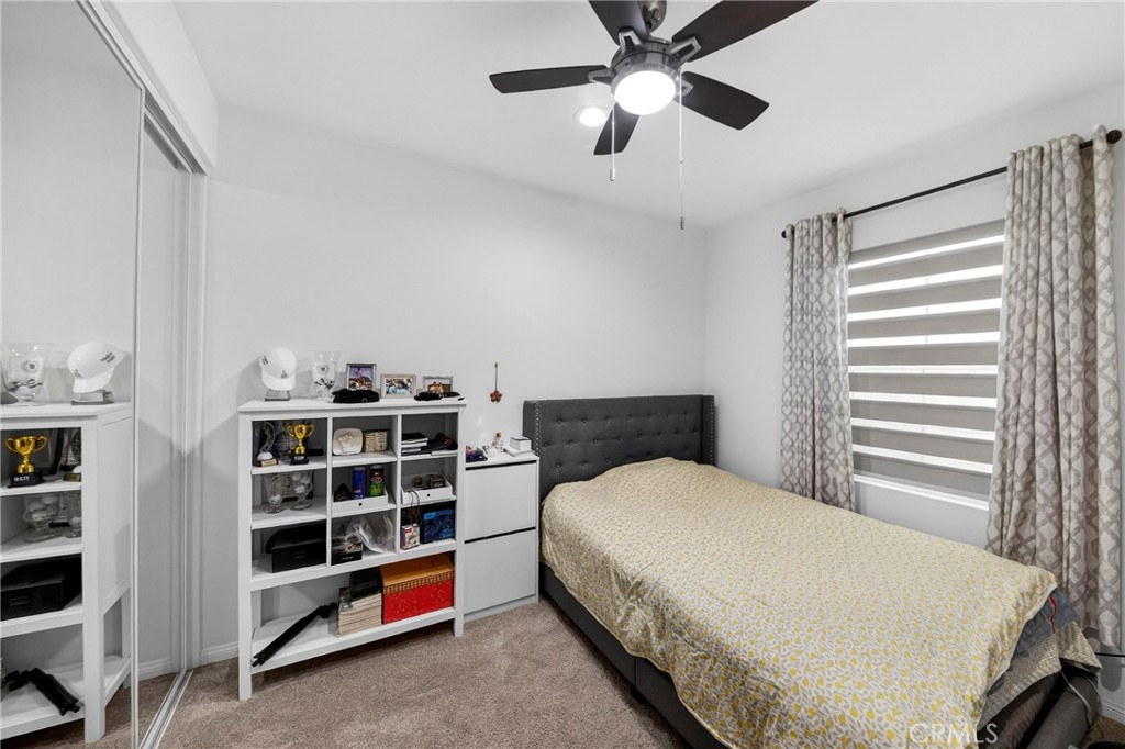 3322 S Primerose Drive