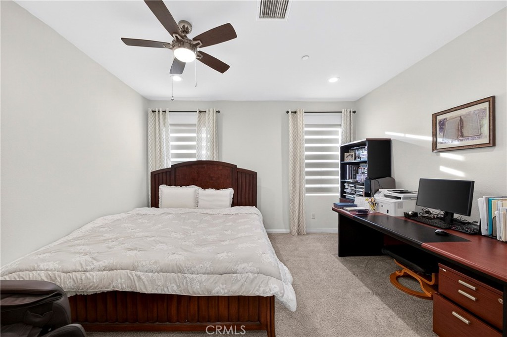 3322 S Primerose Drive