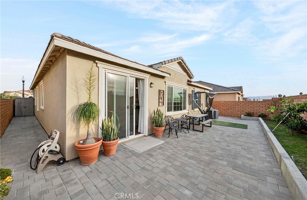 3322 S Primerose Drive