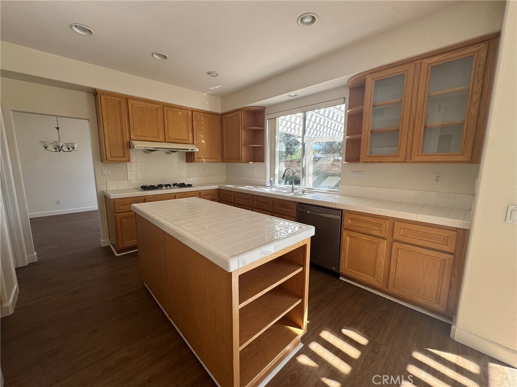 3552 S Oak Valley Place