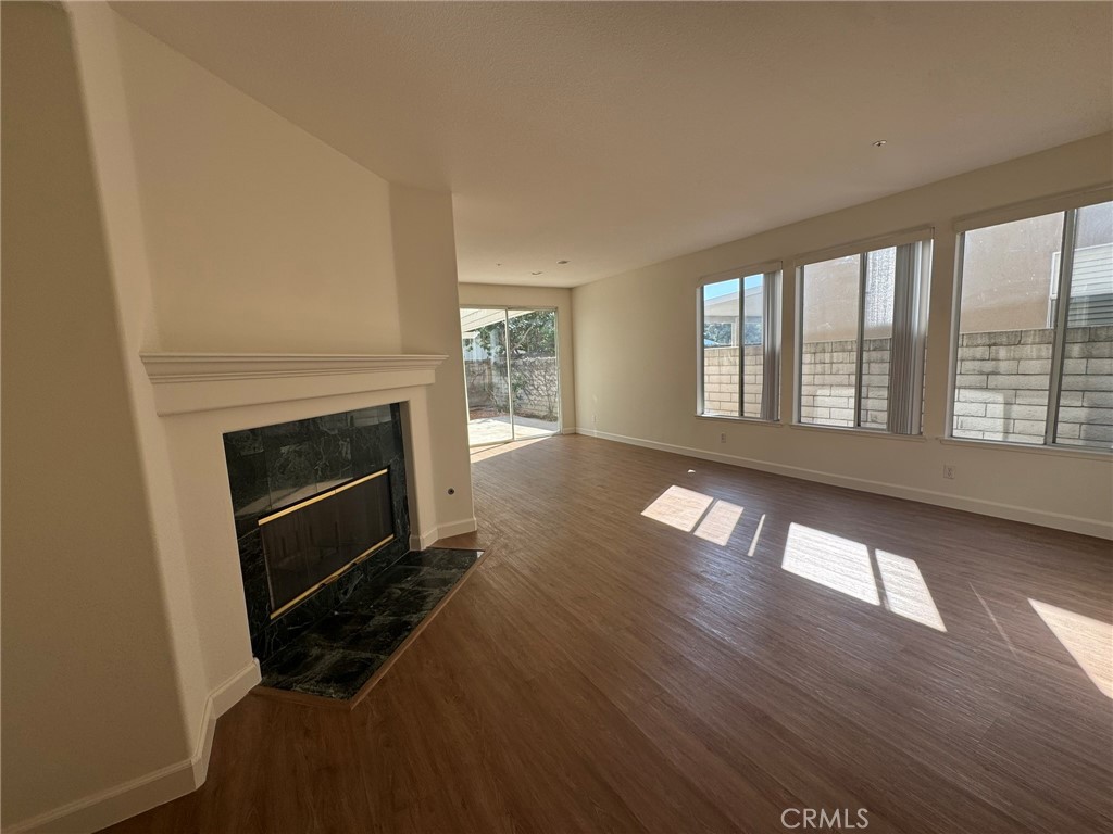 3552 S Oak Valley Place