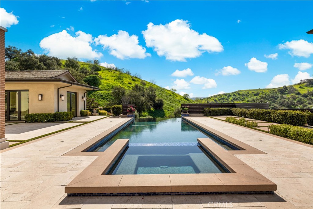 22588 Pacific Lane