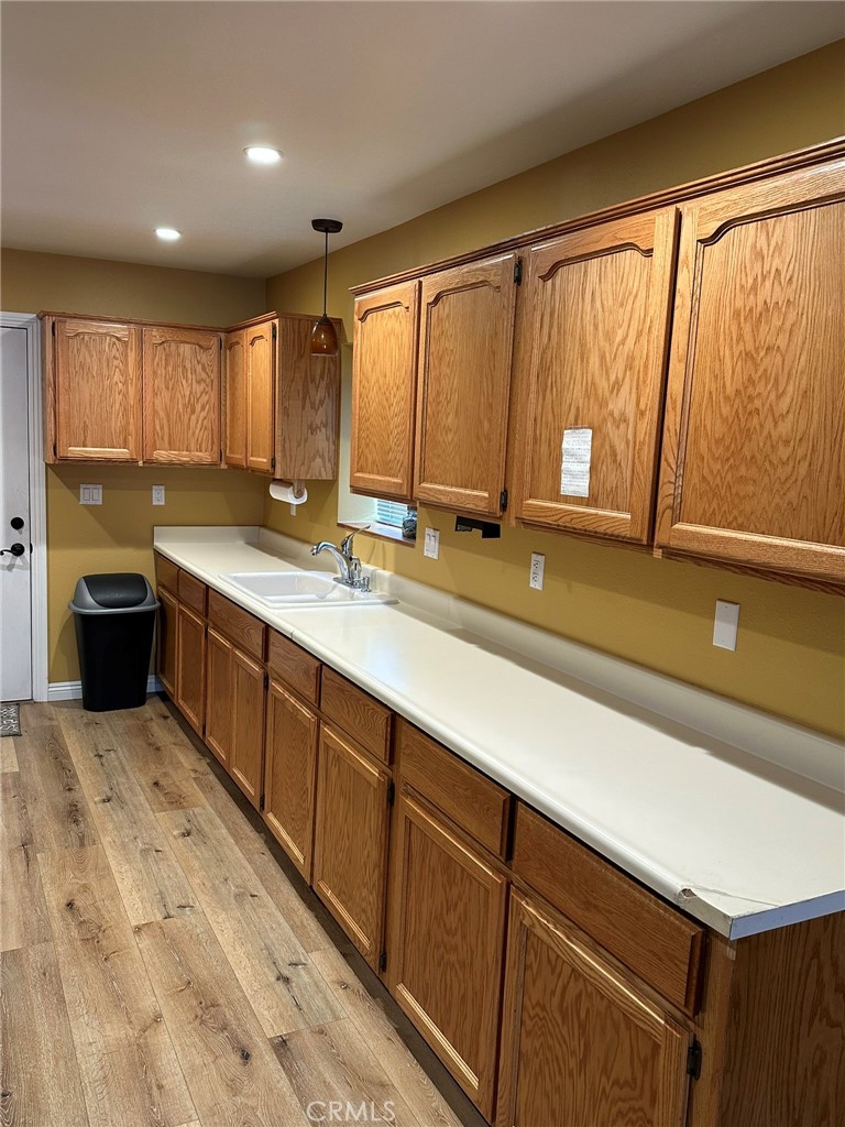 137 E Country Club