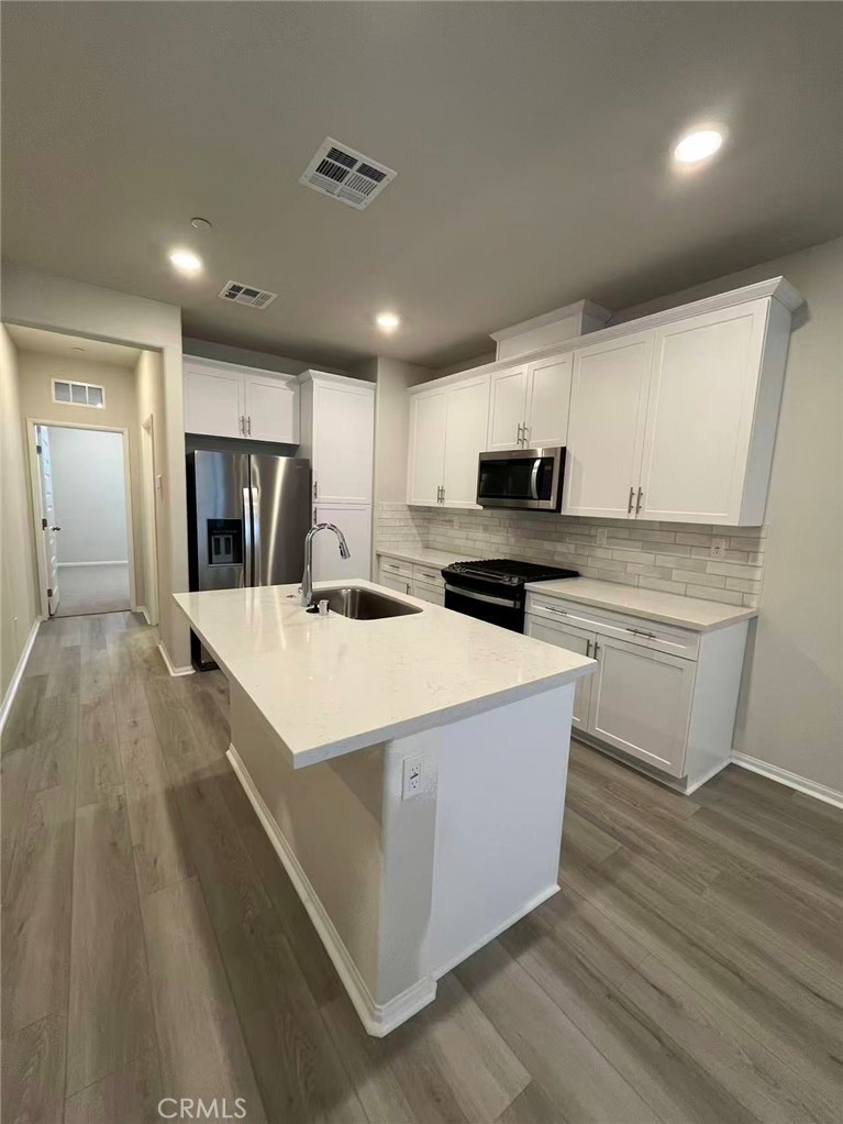 2707 Erebus Ct