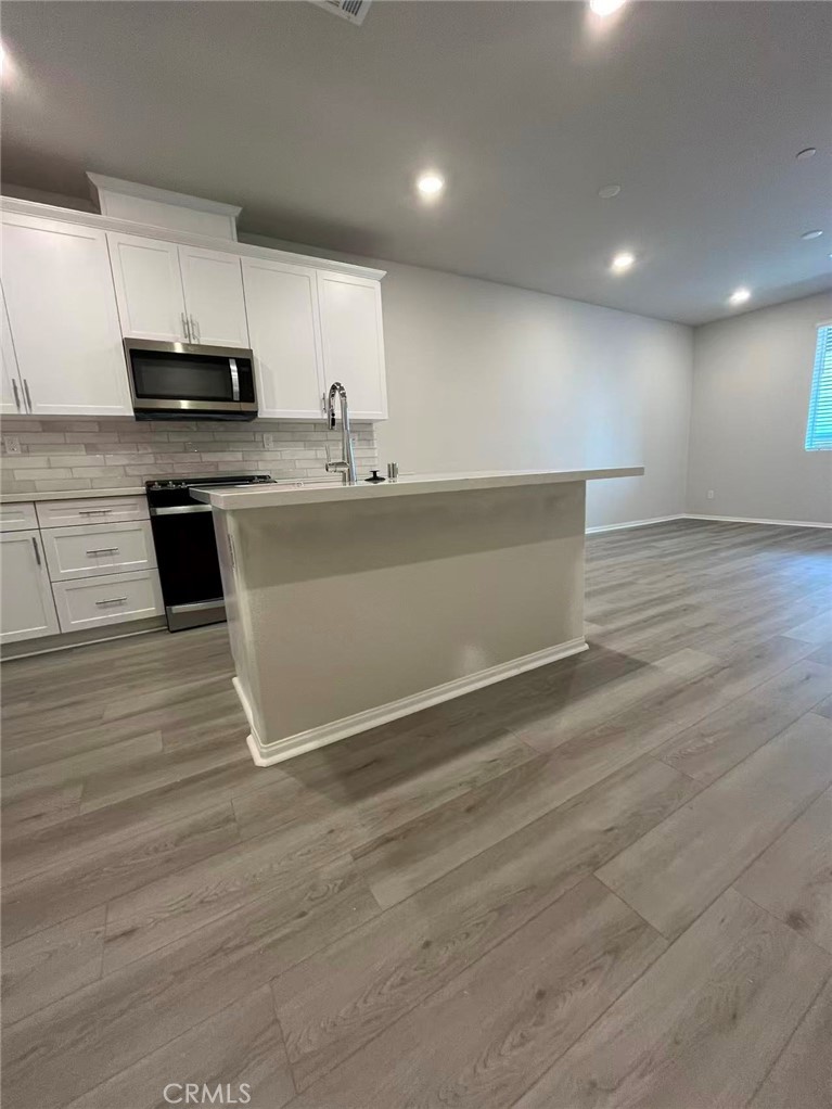 2707 Erebus Ct