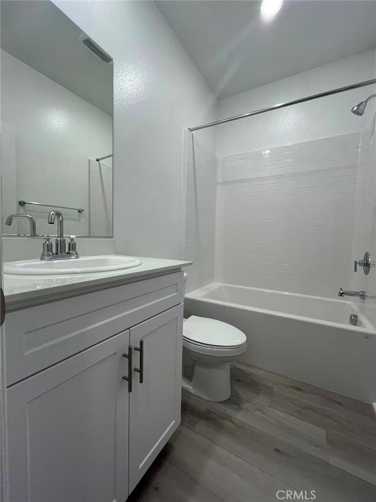 2707 Erebus Ct