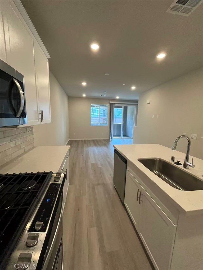 2707 Erebus Ct