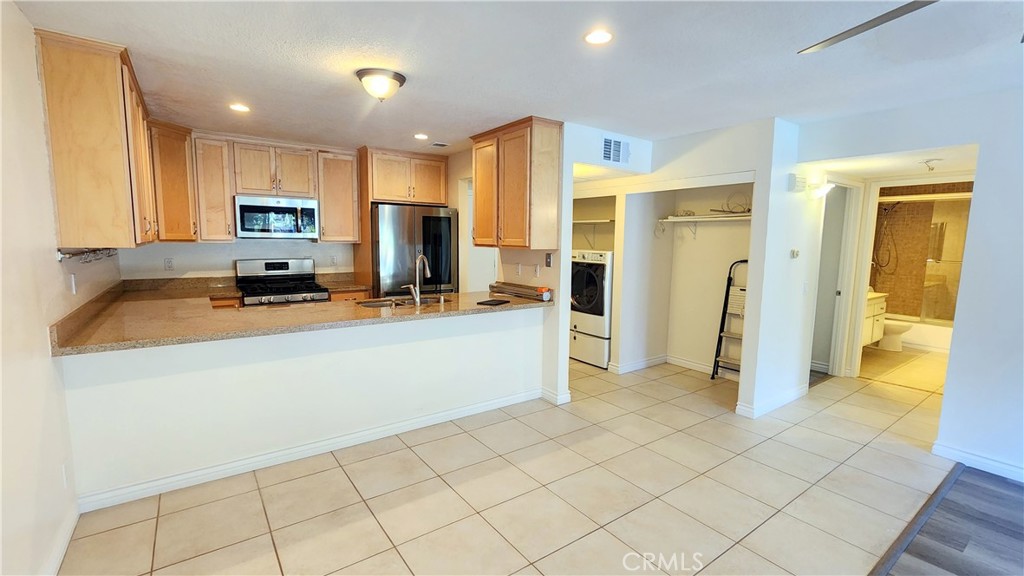 204 Orange Blossom
