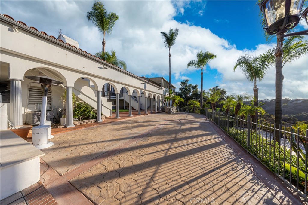 2557 Indian Creek