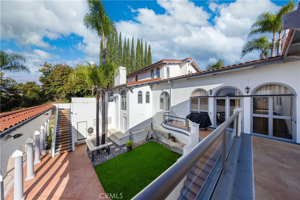 2557 Indian Creek