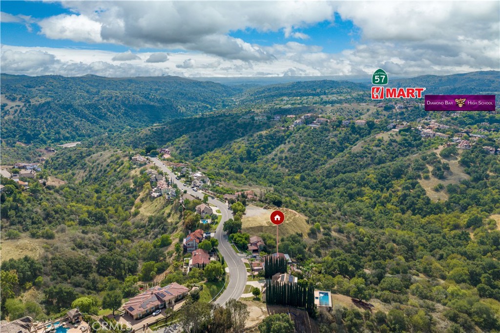 2557 Indian Creek
