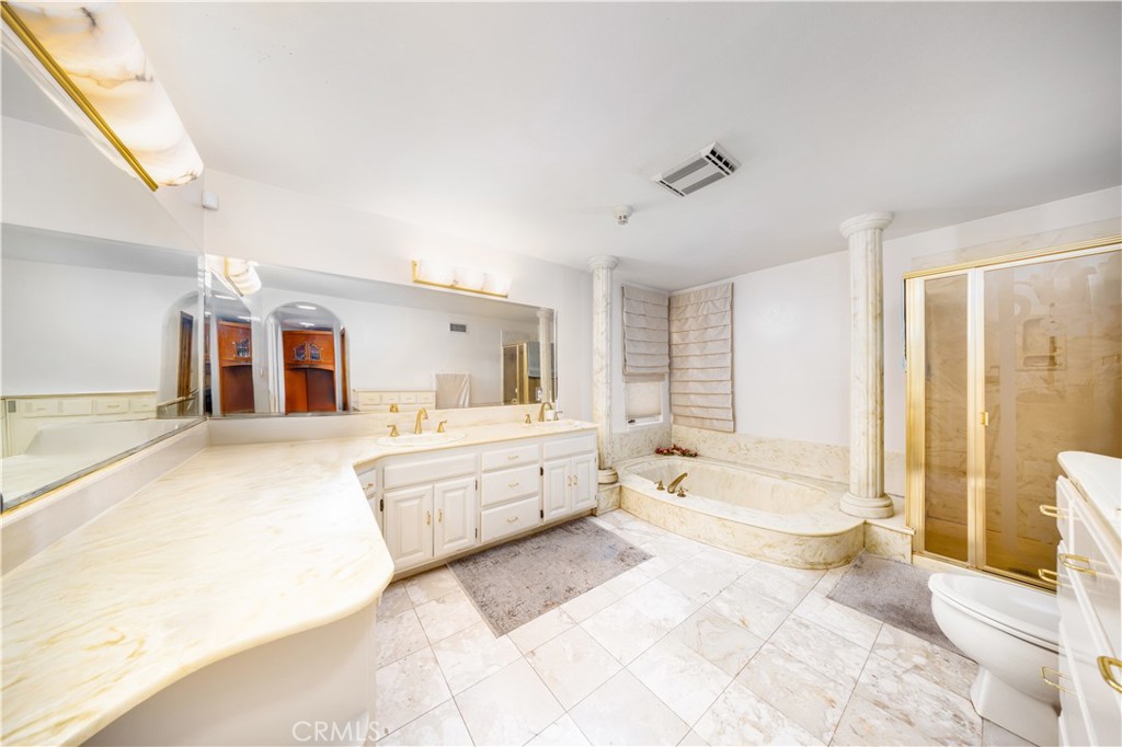 2557 Indian Creek
