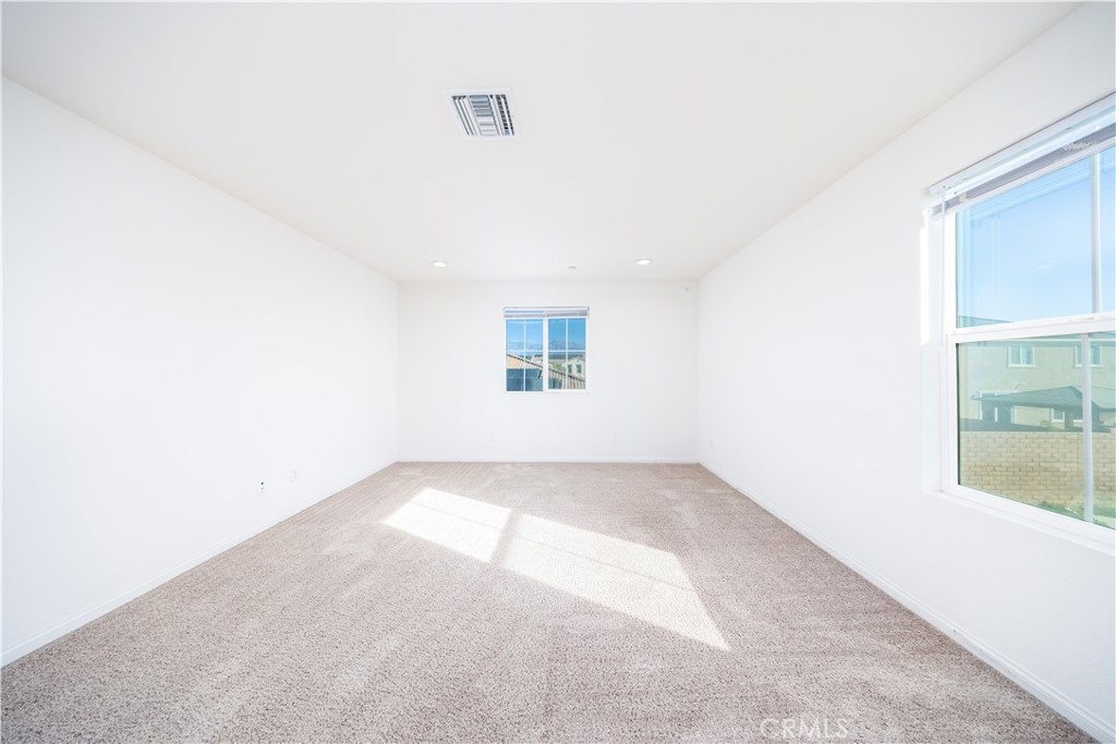 3421 E Orange Blossom