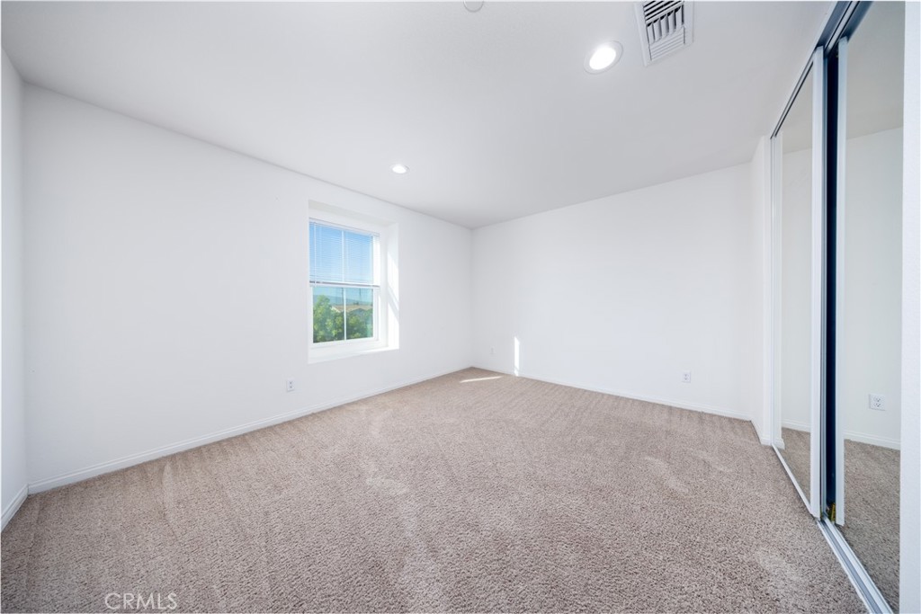 3421 E Orange Blossom