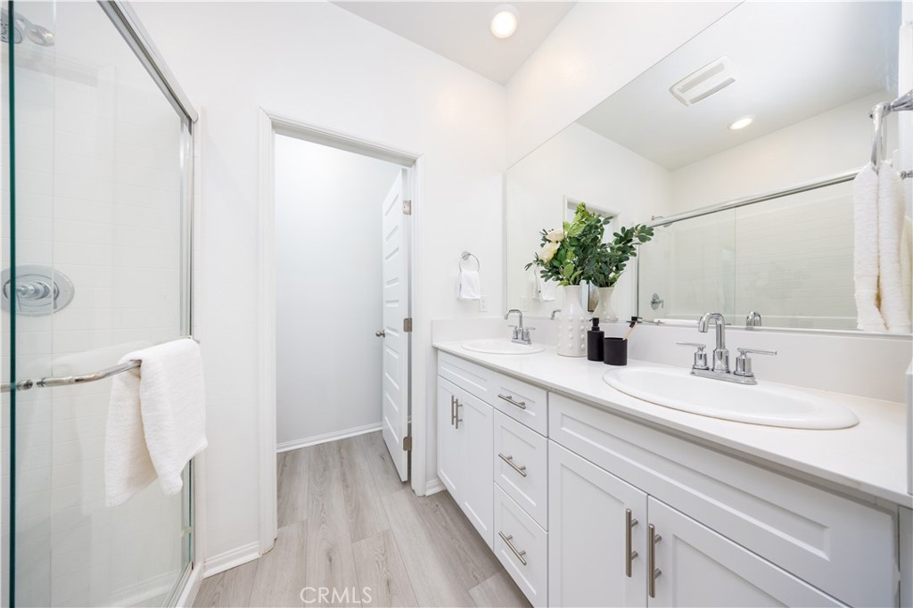 2715 Erebus Ct