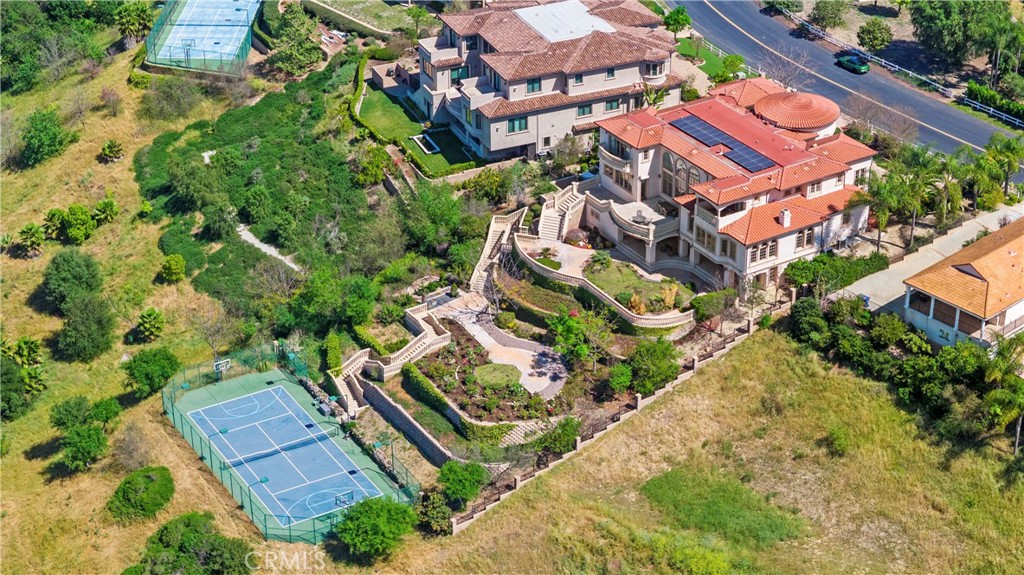2137 Derringer Lane