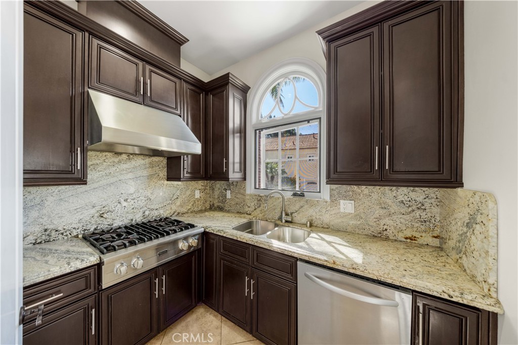 2137 Derringer Lane