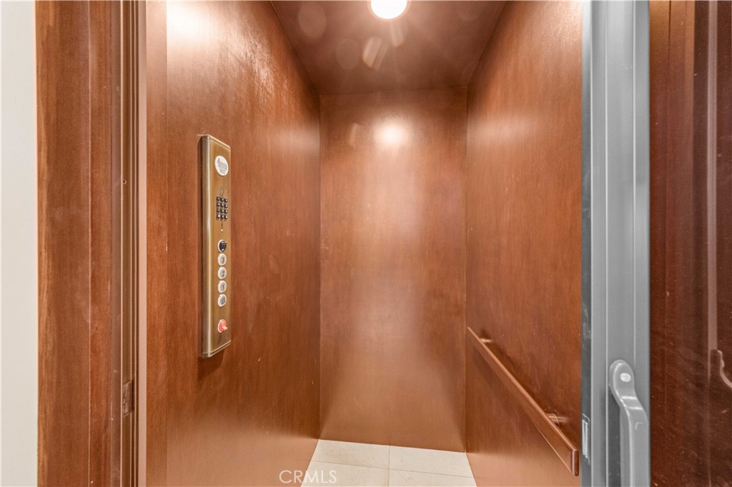 2137 Derringer Lane