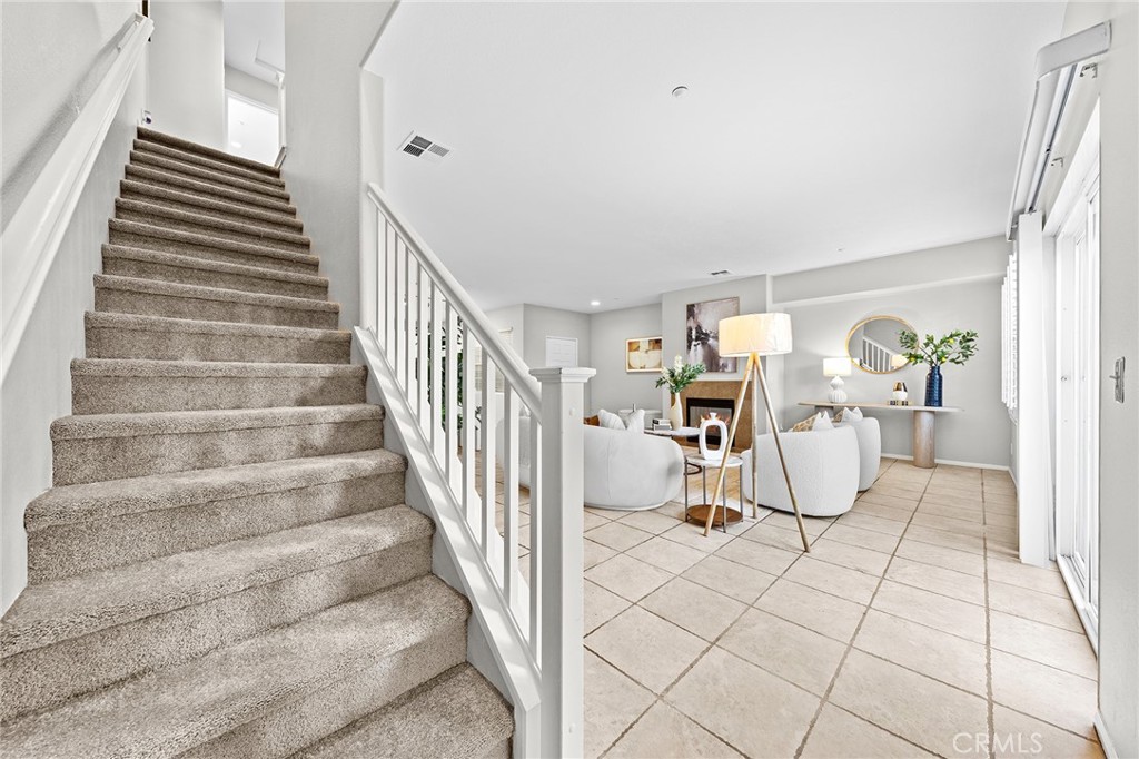 7353 W Ellena W 64
