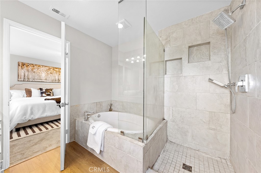 7353 W Ellena W 64