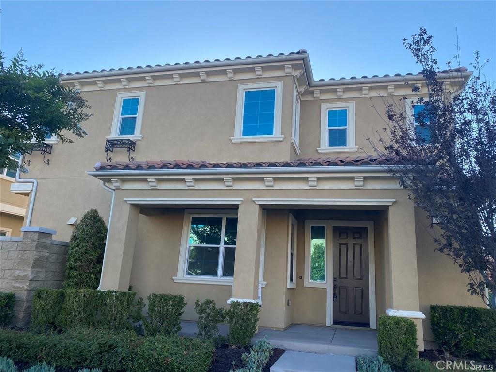 15810 Ellington Way