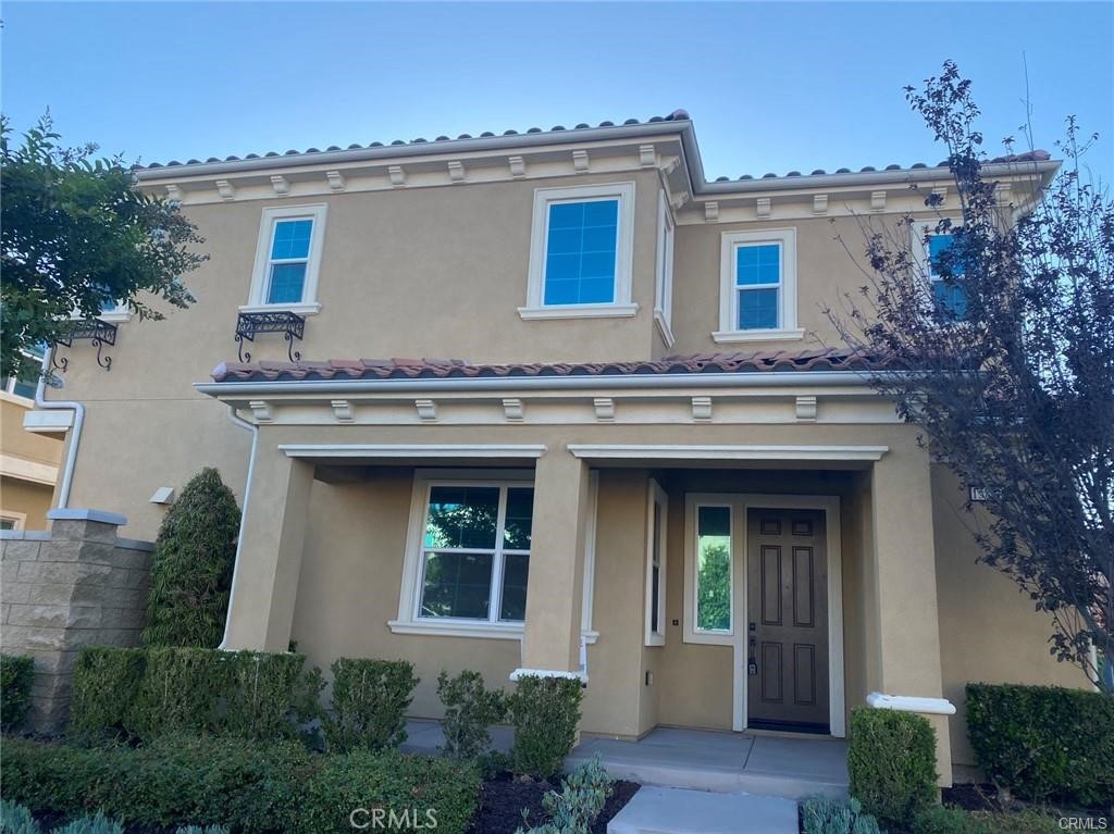 15810 Ellington Way
