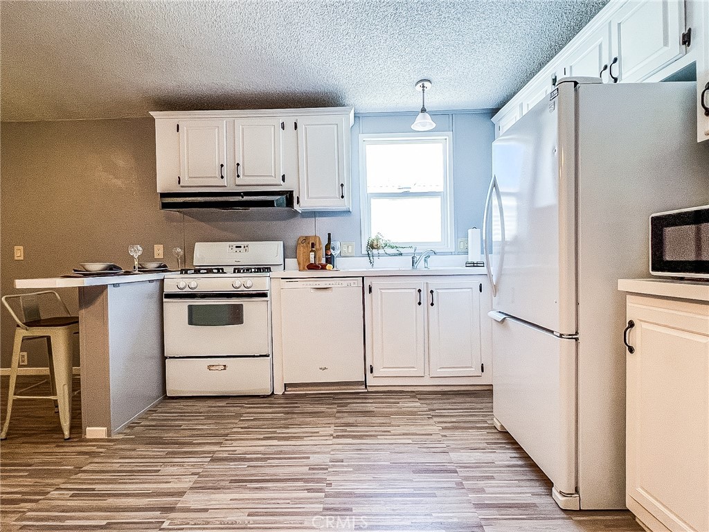 2755 Arrow Hwy 74