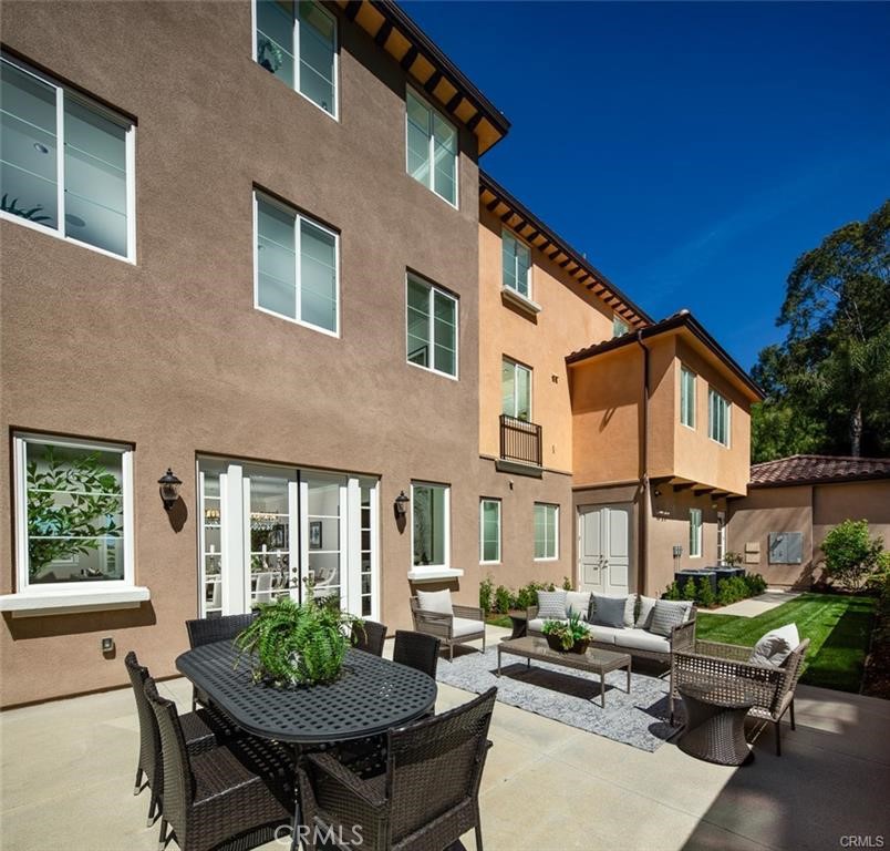 2868 Shadow Canyon Road