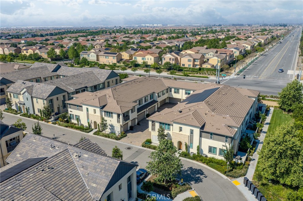 3860 S Oasis Paseo 1