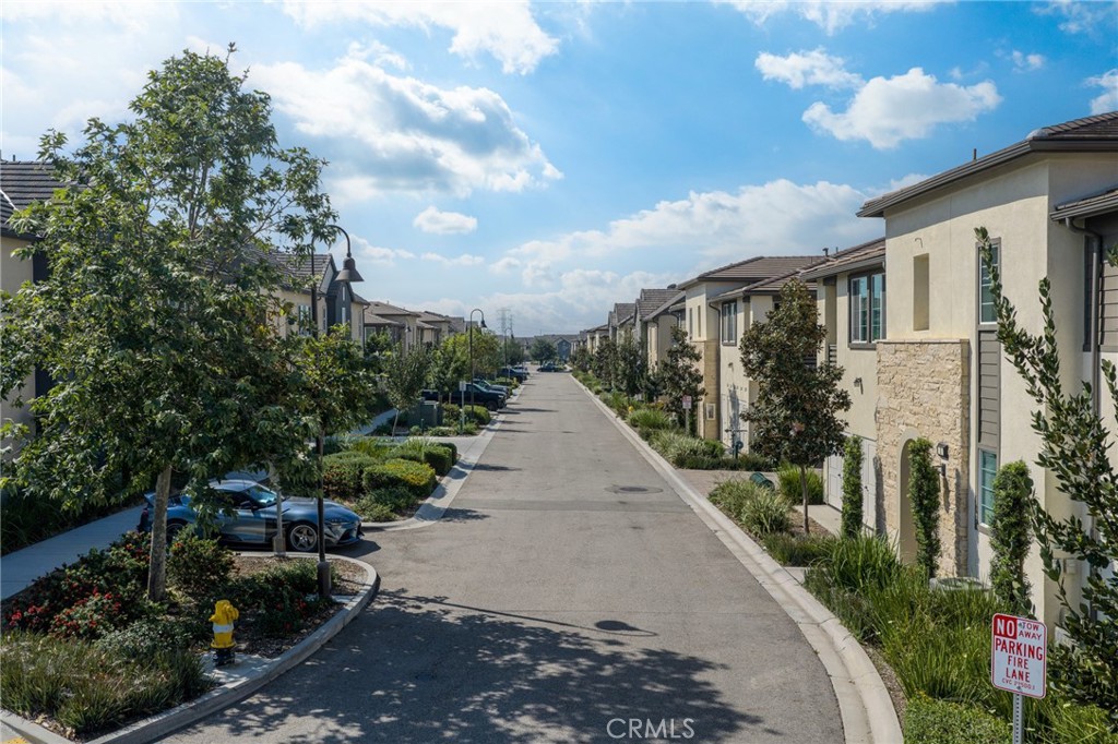 3860 S Oasis Paseo 1