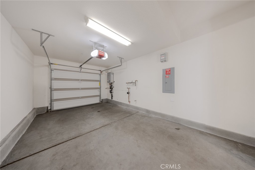 3860 S Oasis Paseo 1