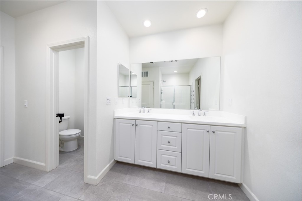 3860 S Oasis Paseo 1