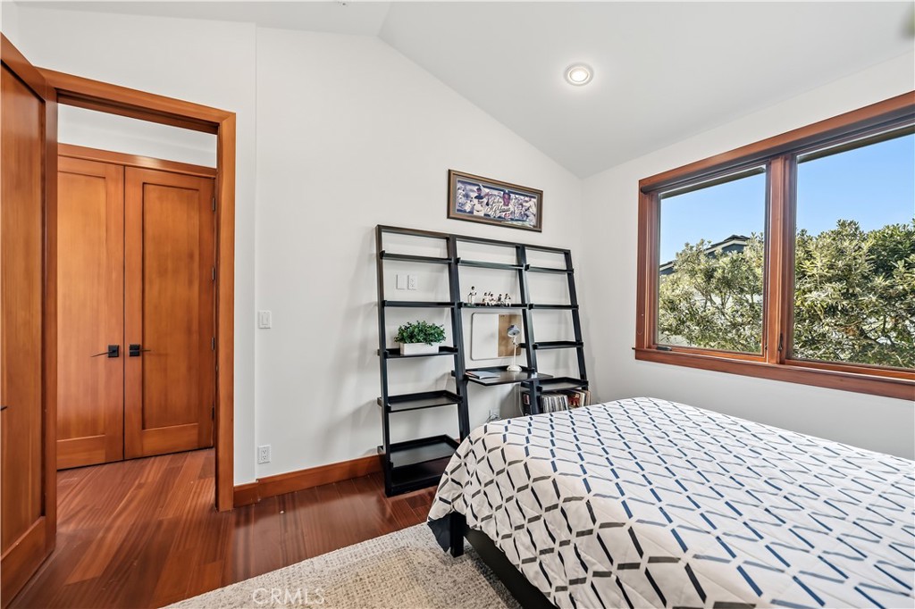 2912 Via Alvarado