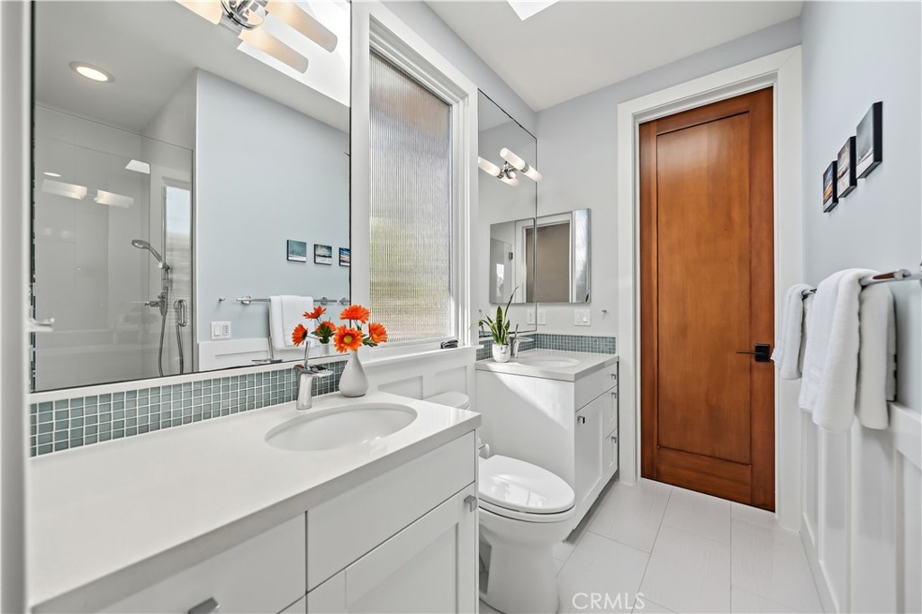 2912 Via Alvarado